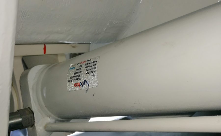 Hydraulic Hinge Cylinders